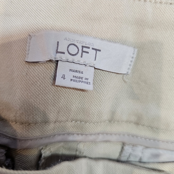 LOFT Marisa Fit Dress Pants Size 4 Beige Straight Leg Career Trousers - Picture 2 of 6